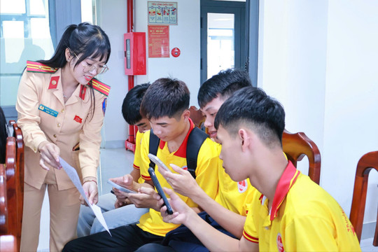 Đắk Lắk: Đưa kỹ năng lái xe an toàn vào trường học