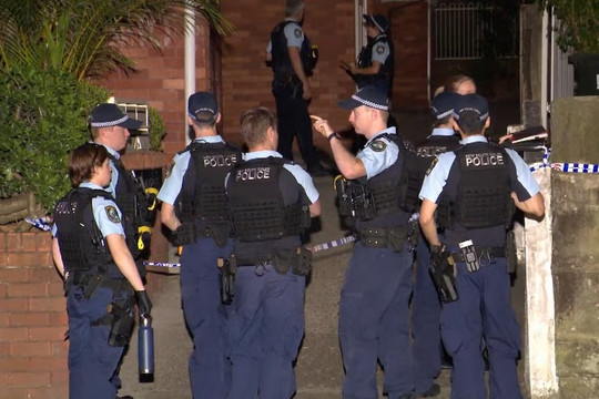 Australia: 3 phụ nữ thiệt mạng trong 24 giờ tại 3 địa điểm khác nhau, 3 người đàn bị bắt