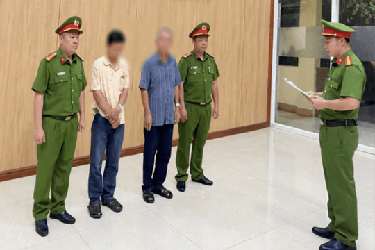 Khởi tố 3 vụ đổ trái phép hơn 6.000 tấn chất thải