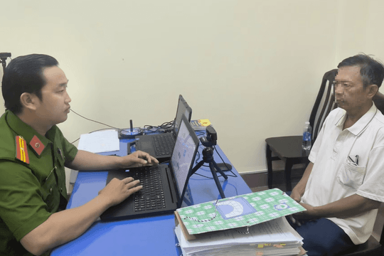 Bắt nghi phạm sát hại hàng xóm, cướp vàng