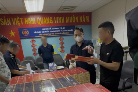 Khởi tố 4 người Trung Quốc vận chuyển gần 18.000 bao thuốc lá nhập lậu