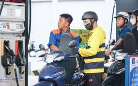 Giá xăng dầu tiếp tục tăng mạnh từ 15 giờ ngày 24/9