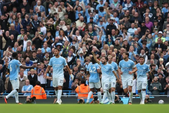 Man City đối mặt án trừ điểm kỷ lục, nguy cơ xuống hạng Premier League