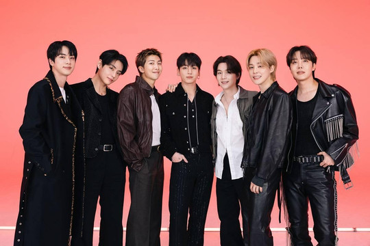 BTS bất ngờ tung MV mới đầy cảm xúc