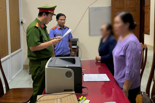 Khởi tố 6 cựu giáo viên giúp sức cho hiệu trưởng rút tiền ngân sách nhà nước