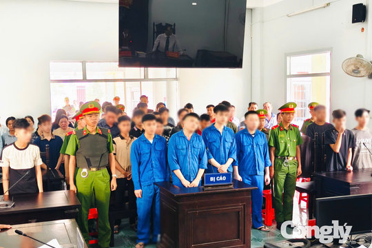 Xét xử 21 bị cáo trong vụ hỗn chiến ở Cần Thơ