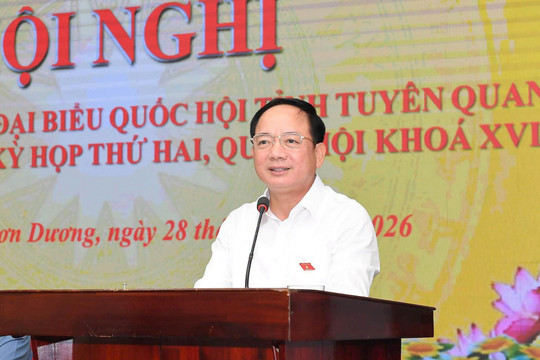Trưởng Ban Tuyên giáo Trung ương Trịnh Văn Quyết tiếp xúc cử tri Tuyên Quang