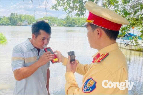 CSGT TP.HCM chủ động ứng phó, giữ an toàn giao thông