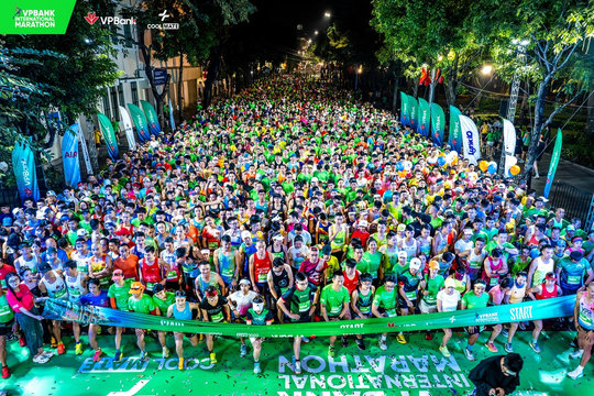 Marathon VPBank mùa 7: Hơn 11.000 vận động viên hòa nhịp “Hanoi Vibes”