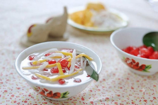 Tub Tim Grob - Món chè Thái Lan đẹp như những viên ngọc đỏ