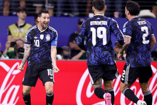 Lionel Messi đã về đến Argentina để chuẩn bị tham dự trận đấu chia tay đội tuyển