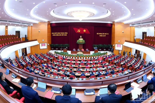 Ngày làm việc thứ nhất Hội nghị lần thứ tư Ban Chấp hành Trung ương Đảng khóa XIV