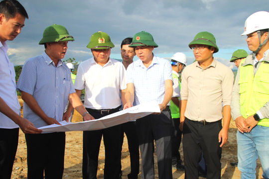 Chủ tịch UBND tỉnh Điện Biên yêu cầu đẩy nhanh giải phóng mặt bằng các dự án trọng điểm