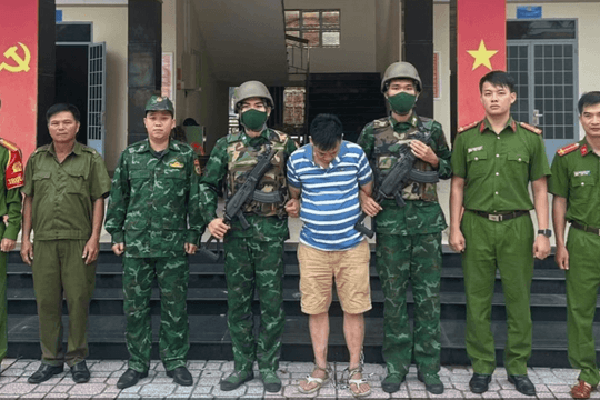Bắt đối tượng bị truy nã đặc tại cửa khẩu Mộc Bài