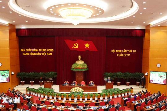 Thông cáo báo chí về ngày làm việc thứ ba Hội nghị lần thứ tư Ban Chấp hành Trung ương Đảng khóa XIV