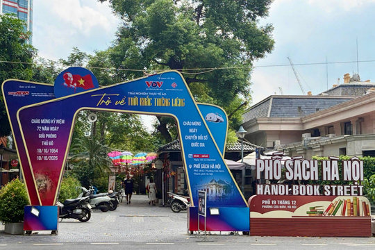 Hà Nội: Trải nghiệm thực tế ảo, sống lại những thời khắc lịch sử thiêng liêng