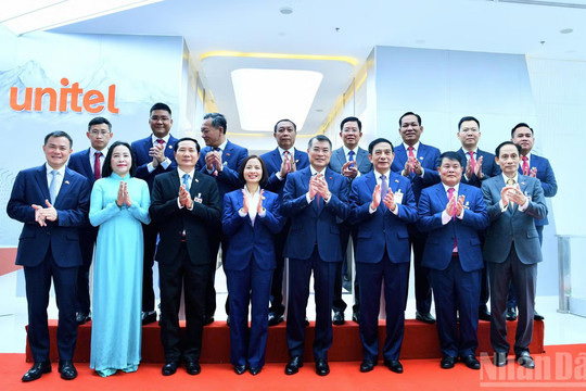 Thủ tướng Lê Minh Hưng thăm, làm việc với Công ty Star Telecom (Unitel) tại Lào