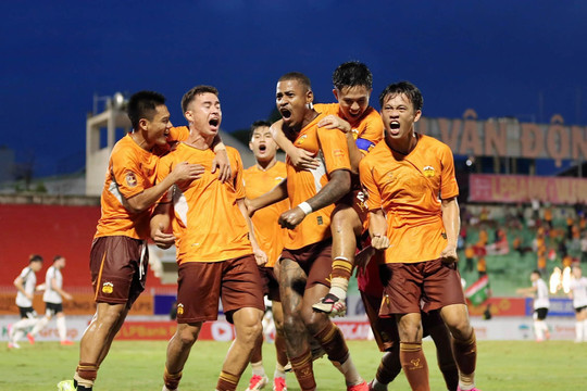 Vòng 3 V.League 2026/27: HAGL thắng đậm, Nam Định chia điểm với Ninh Bình