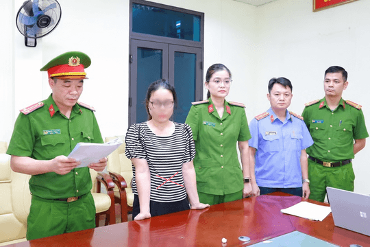 Giả mạo chữ ký giám đốc, nữ kế toán chiếm đoạt hơn 30 tỷ đồng