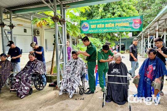 Bộ đội Biên phòng tỉnh Đắk Lắk triển khai nhiều hoạt động thiết thực hướng về nhân dân biên giới