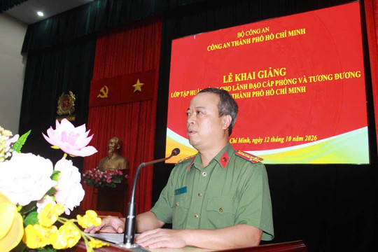 Công an TP.HCM tập huấn điều lệnh, quân sự, võ thuật cho lãnh đạo, chỉ huy năm 2026