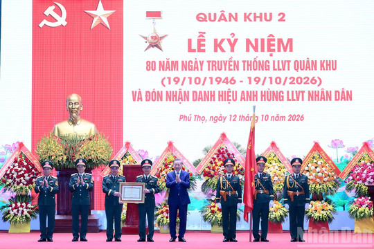 Tổng Bí thư, Chủ tịch nước Tô Lâm dự Lễ kỷ niệm 80 năm Ngày truyền thống Lực lượng vũ trang Quân khu 2
