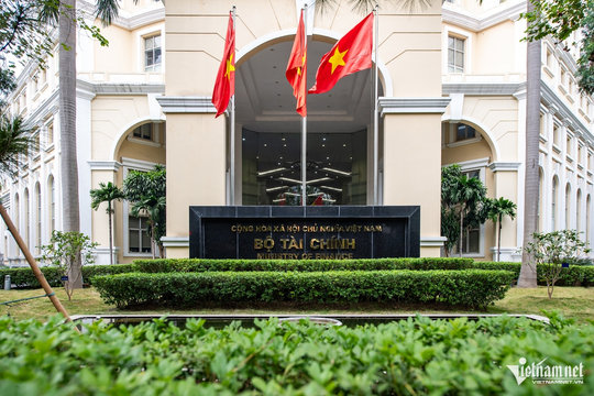 Bộ Tài chính đề nghị rà soát, xử lý trụ sở dôi dư theo quy định mới