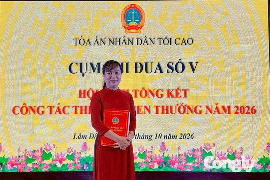 Chuyện nghề, chuyện đời của nữ Chánh Văn phòng TAND tỉnh Khánh Hòa