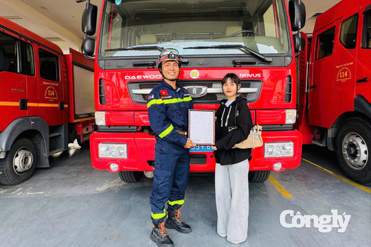 Hai chị em mắc kẹt trong vụ cháy cảm ơn cảnh sát đã giải cứu