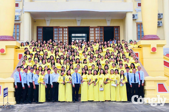 Phụ nữ TAND hai cấp TP Cần Thơ: Bản lĩnh, trí tuệ, giỏi việc nước, đảm việc nhà