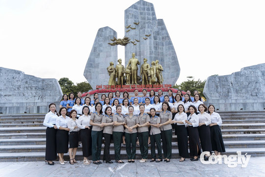 Nữ cán bộ ba cơ quan tư pháp Quảng Trị giao lưu nhân ngày 20/10