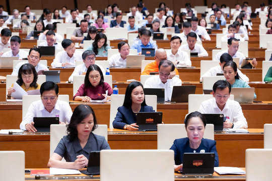 Hôm nay, Quốc hội thảo luận tại Tổ về 7 dự án luật