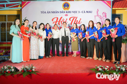 TAND khu vực 3 - Cà Mau: Tôn vinh phụ nữ qua hội thi cắm hoa nghệ thuật