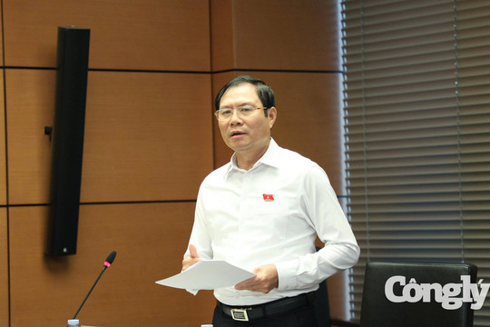 Đại tướng Nguyễn Tân Cương góp ý hoàn thiện các quy định về lao động và an toàn, vệ sinh lao động
