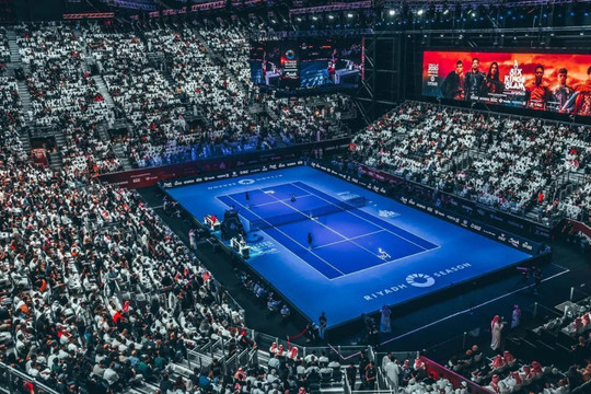 Giải quần vợt Six Kings Slam quy tụ các ngôi sao hàng đầu phải dời lịch sang tháng 12