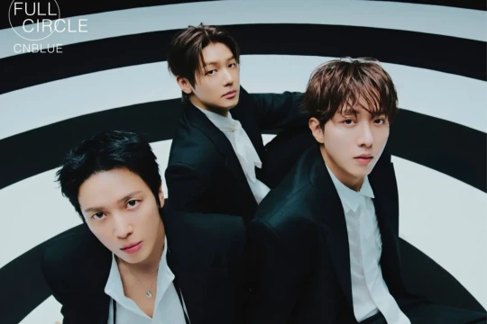 CNBLUE tái xuất với album mới