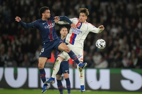 Trận PSG – Lyon nguy cơ hoãn vì bất ổn an ninh tại Pháp