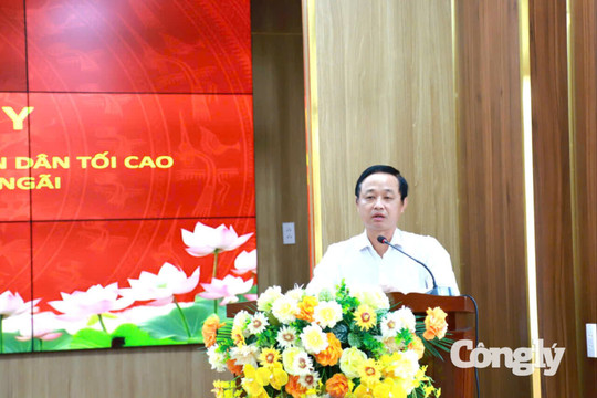 Phó Chánh án TANDTC Nguyễn Biên Thùy làm việc với TAND tỉnh Quảng Ngãi