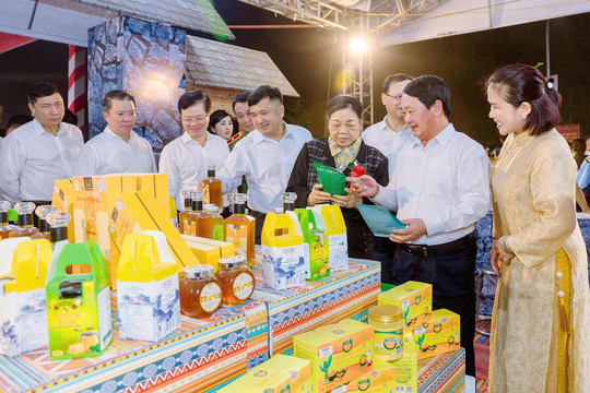 Tuyên Quang mở rộng không gian giao thương Việt – Trung, thúc đẩy kinh tế biên mậu