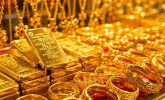 Giá vàng trưa 26/10: Vàng trong nước giảm nhẹ, thế giới phục hồi quanh 4.008 USD/ounce