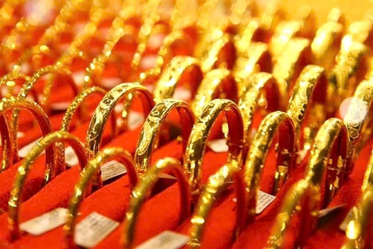 Giá vàng sáng 26/10: Vàng trong nước đi ngang, thế giới tăng nhẹ