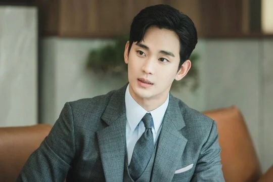 Mẹ Kim Sae Ron cùng nhiều người bị chuyển hồ sơ cho công tố viên