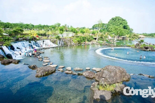 Đồng Nai tập trung phát triển du lịch tương xứng với tiềm năng