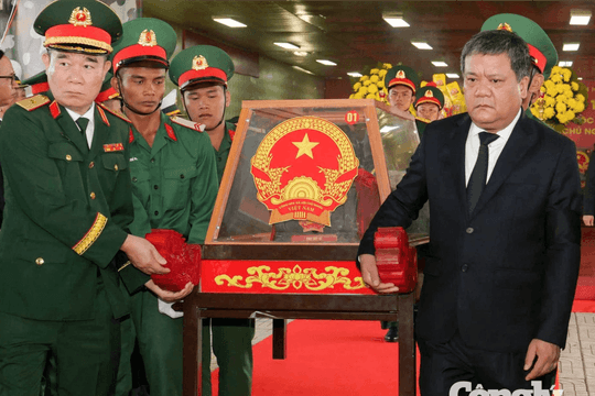 Trang trọng Lễ viếng, truy điệu và an táng 25 hài cốt liệt sĩ tại Nghĩa trang liệt sĩ Ninh Thuận