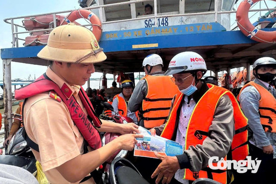 TP.HCM siết giao thông đường thủy