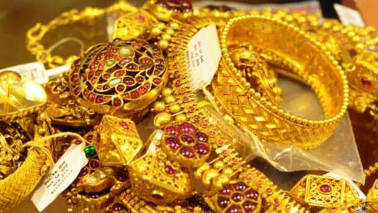Giá vàng hôm nay 26/2: Nhà đầu tư và chuyên gia tin tưởng giá tăng