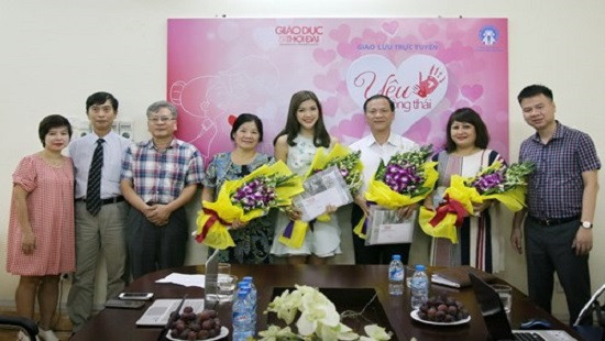 "Yêu thông thái" là tự biết bảo vệ sức khỏe của bạn và đối phương