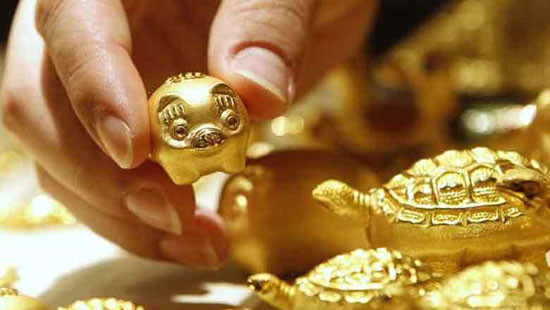 Giá vàng hôm nay (24/11): Rơi xuống vùng thấp