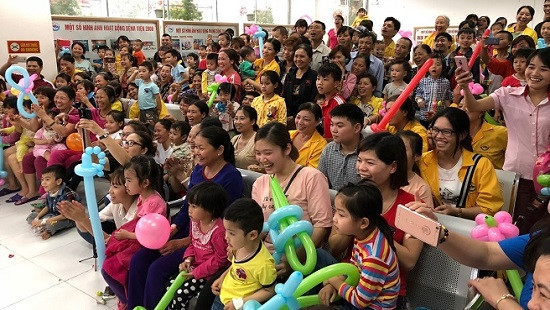 Ngày chủ nhật cho trẻ em nghèo