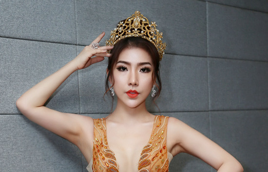 Hoàng Y Nhung tự tin ngồi 'ghế nóng' cuộc thi nhan sắc